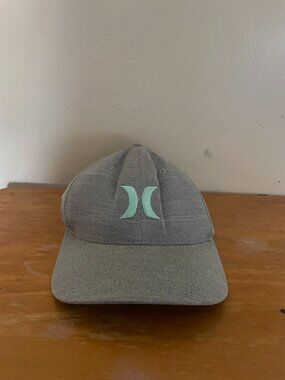 Hurley Light Blue Logo Ball Cap. Flexfit. Size L-XL